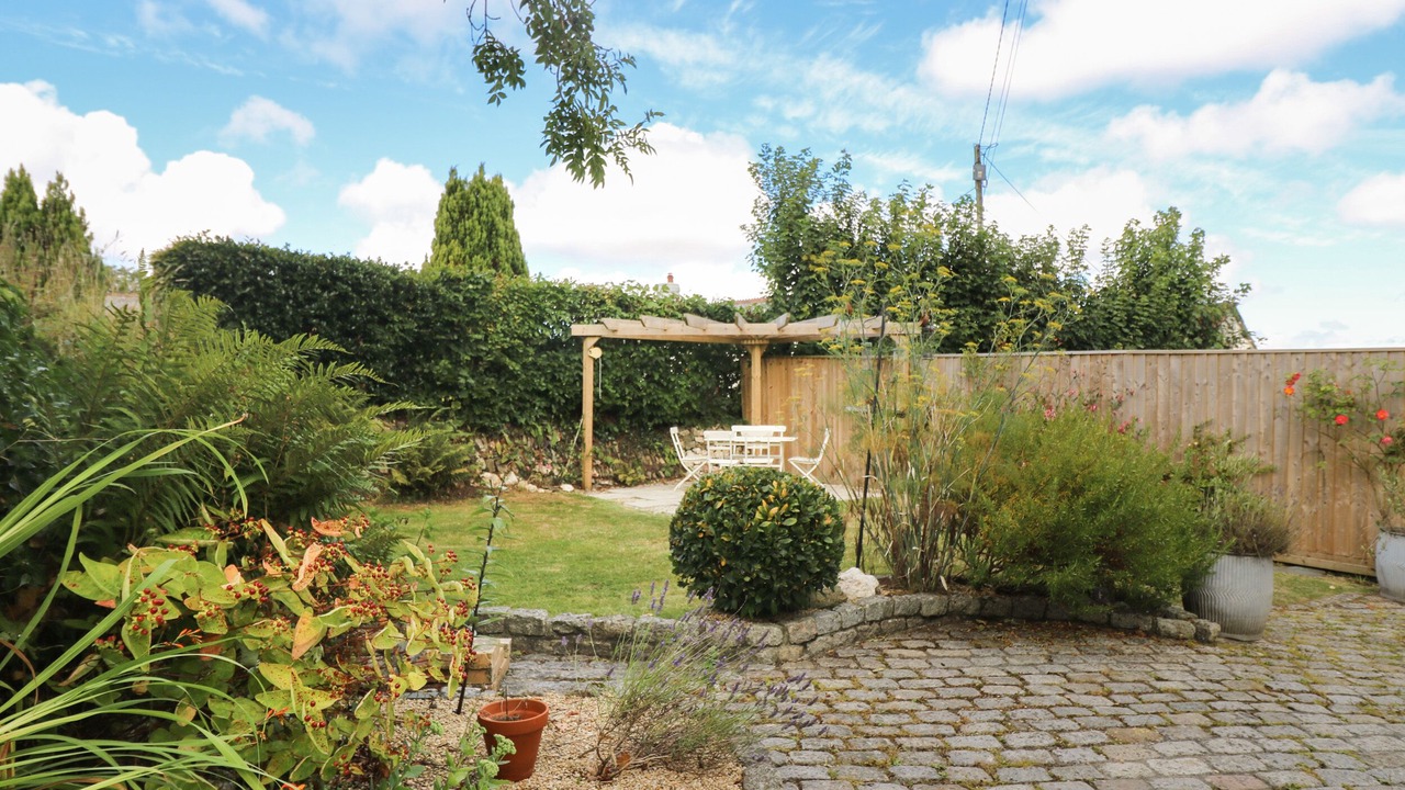 Photo of Others in Trelash