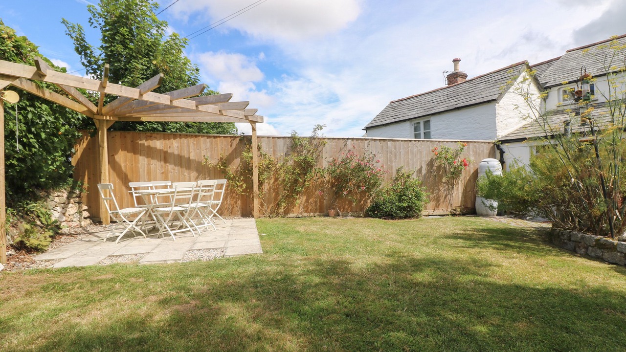 Photo of Others in Trelash