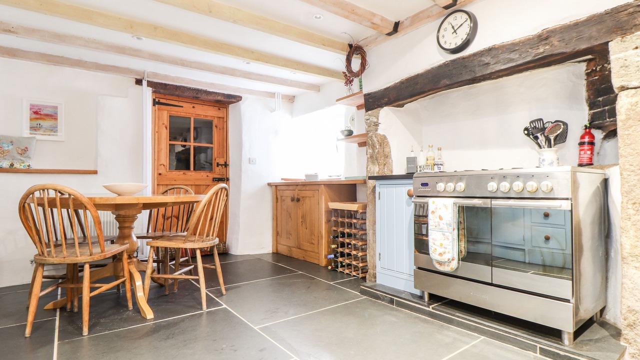 Photo of Others in Trelash