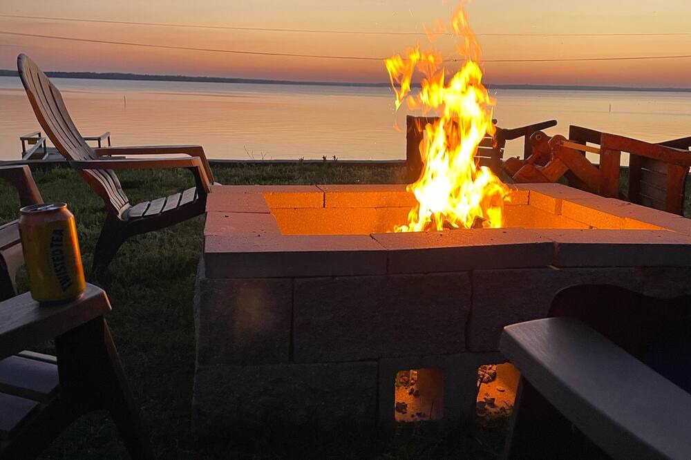 Photo of Outdoor in Pelican