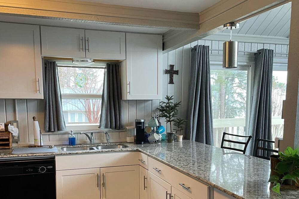 Photo of Kitchen in Pelican