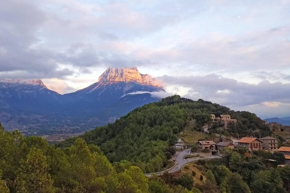 Photo of Others in Belsierre