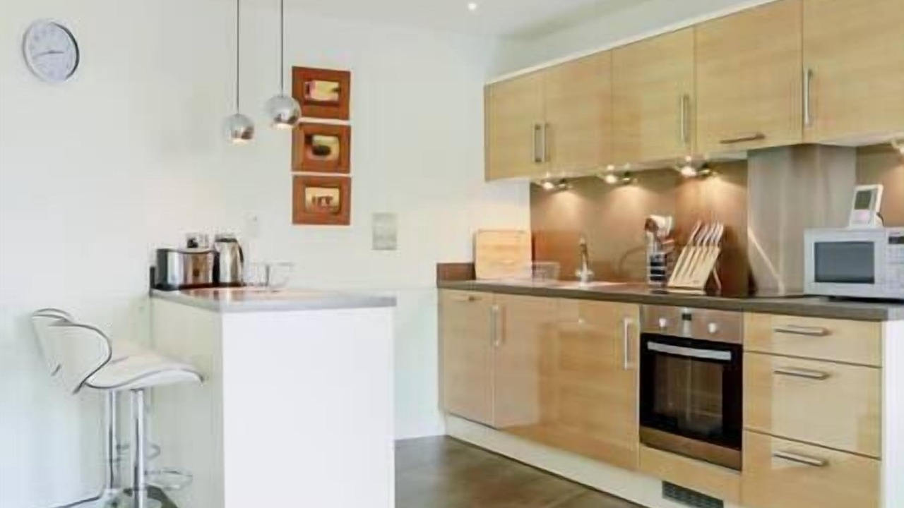 Photo of Kitchen in Woking