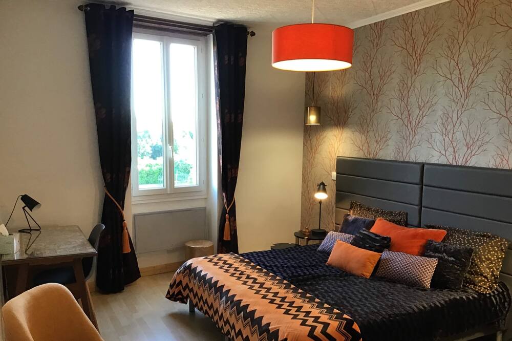 Photo of Bedroom in Sainte-Gemme-la-Plaine