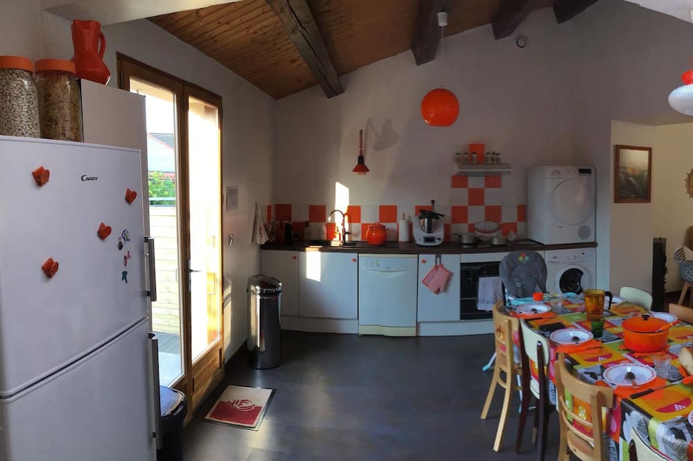 Photo of Kitchen in Sainte-Gemme-la-Plaine