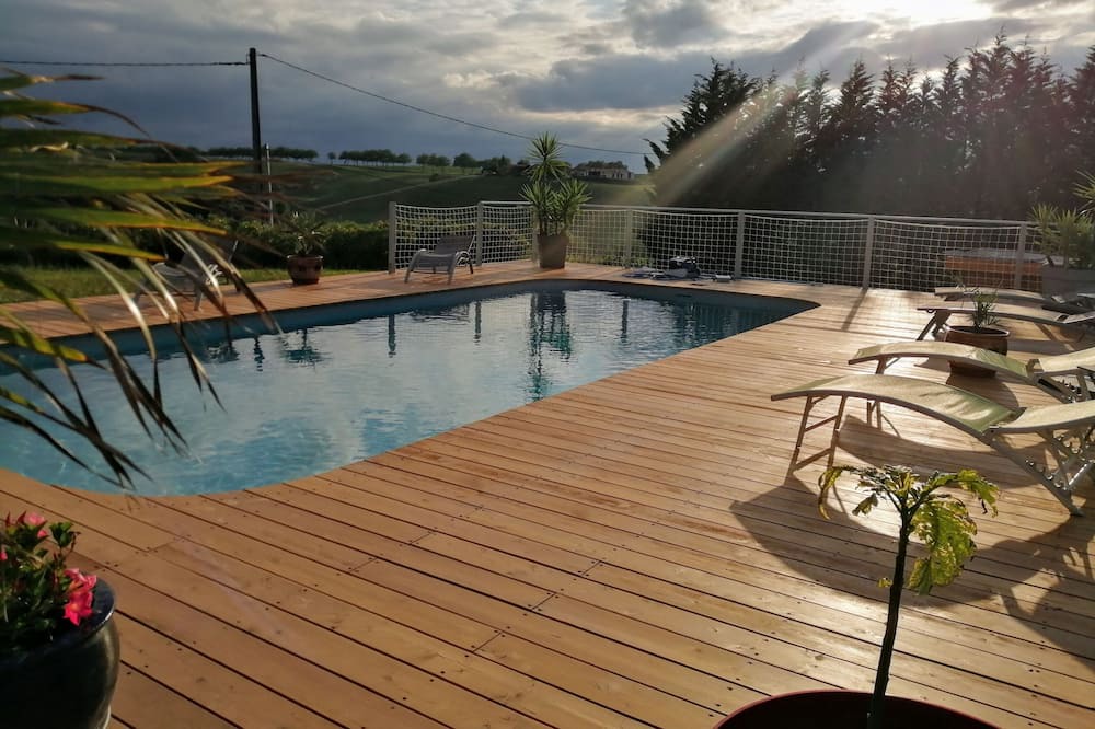 Photo of Outdoor in Aignes