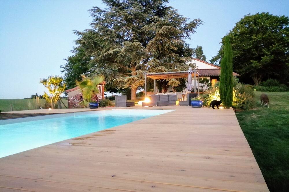 Photo of Outdoor in Aignes