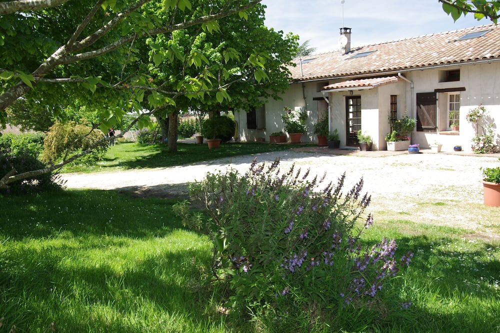 Photo of Outdoor in Aignes