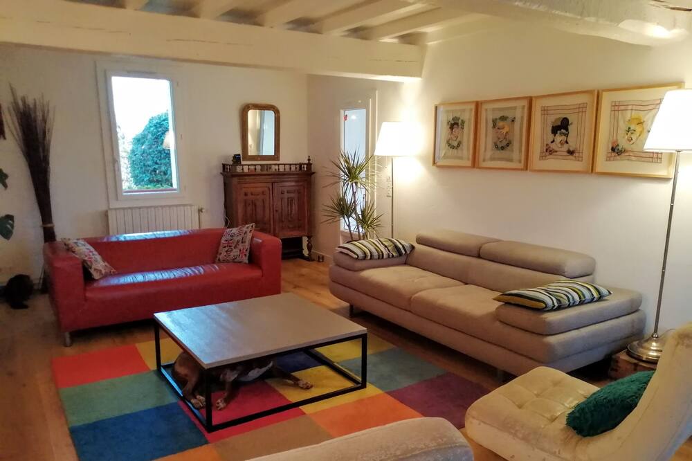 Photo of Livingroom in Aignes