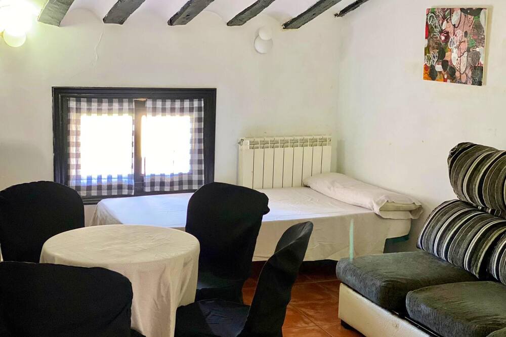 Photo of Livingroom in Logrono Historic Centre