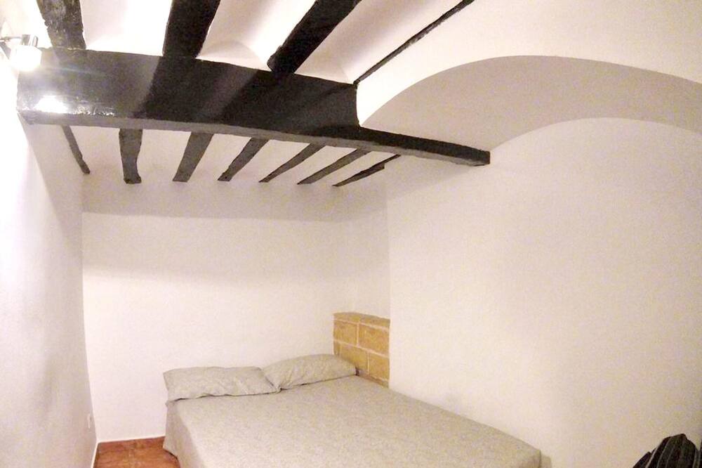 Photo of Bedroom in Logrono Historic Centre