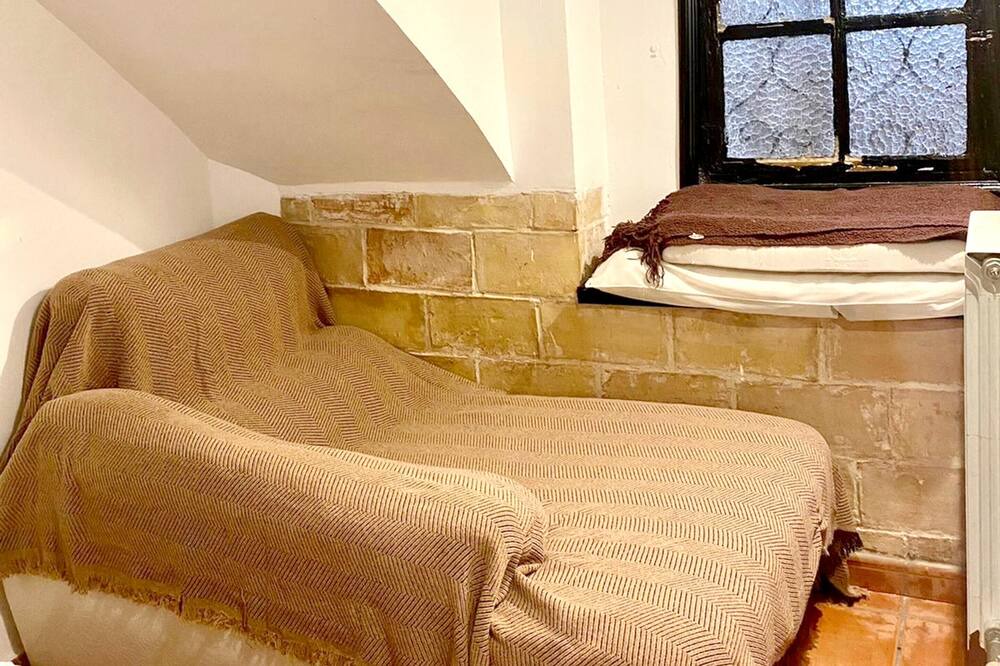 Photo of Livingroom in Logrono Historic Centre