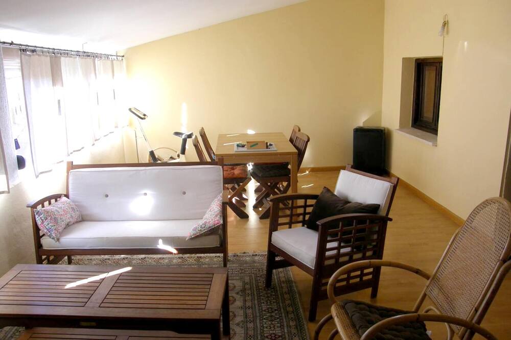 Photo of Livingroom in Banos de Valdearados