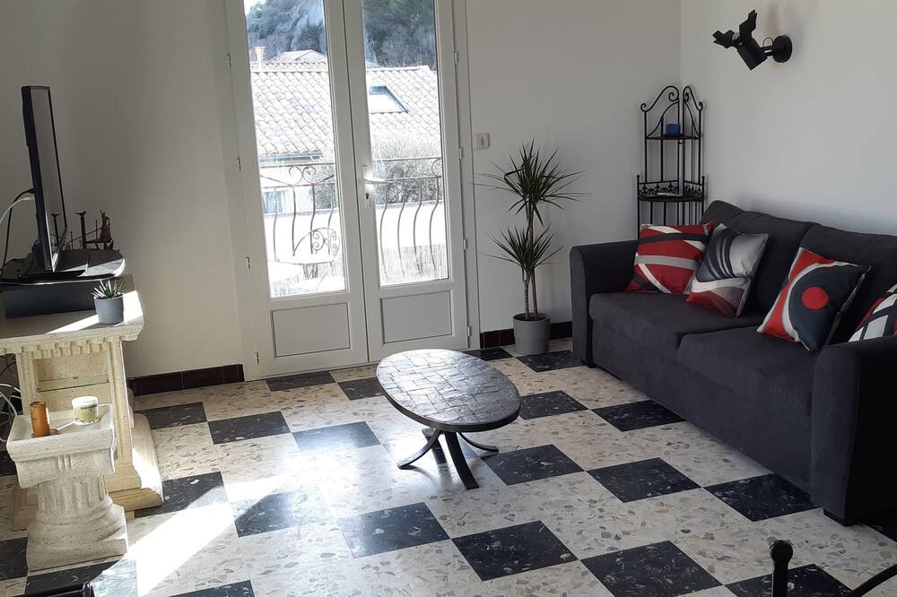 Photo of Livingroom in Laudun