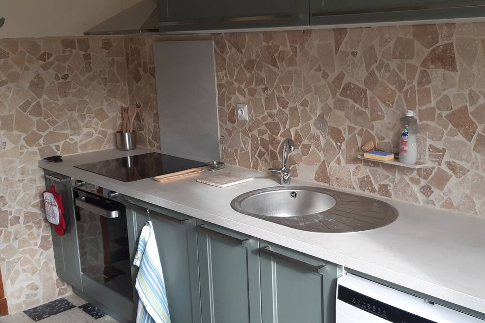 Photo of Kitchen in Laudun