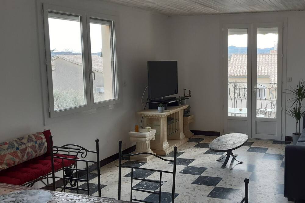 Photo of Livingroom in Laudun