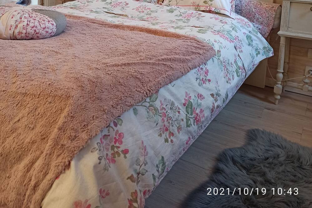 Photo of Bedroom in Villefort