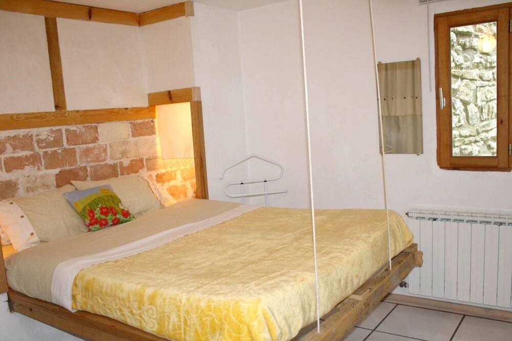 Photo of Bedroom in Lussan