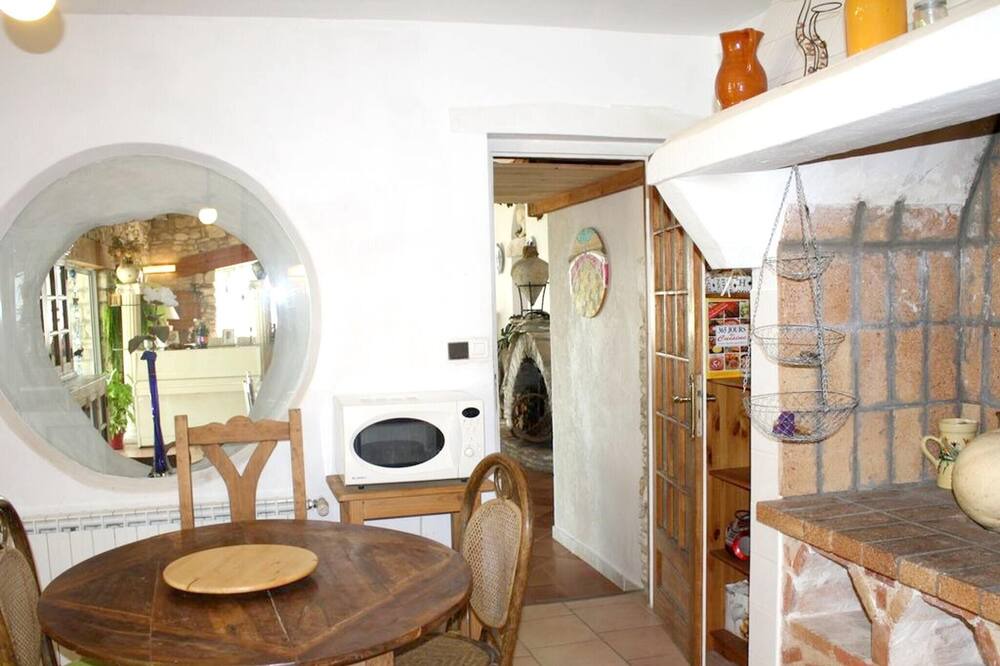 Photo of Kitchen in Lussan
