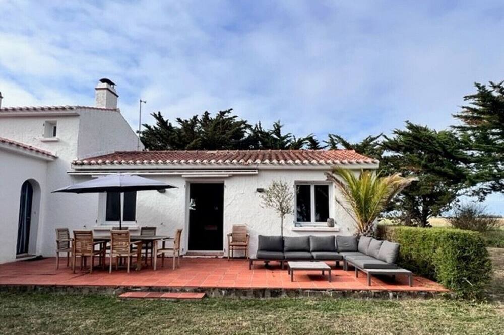 Photo of Others in Bouin