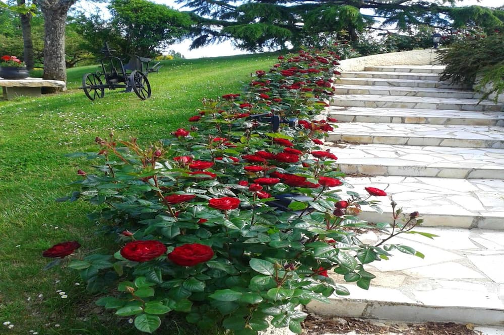 Photo of Outdoor in Montpezat-de-Quercy