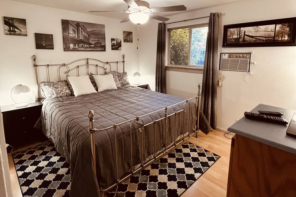 Photo of Others in Hillcrest