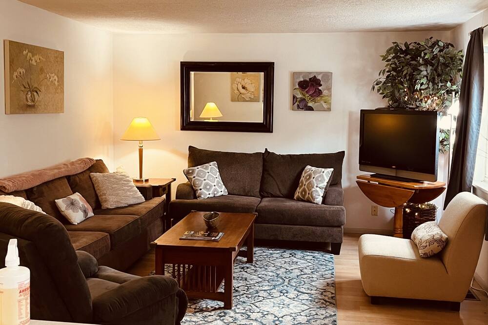 Photo of Livingroom in Hillcrest