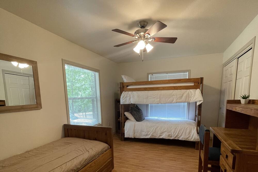 Photo of Bedroom in Cape Royale