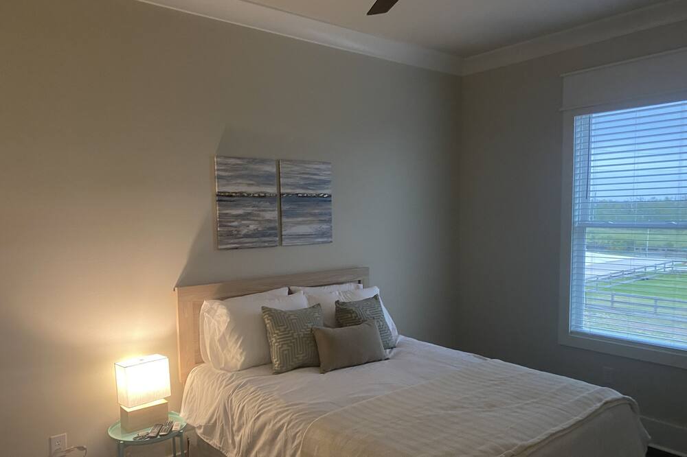 Photo of Bedroom in Hackberry