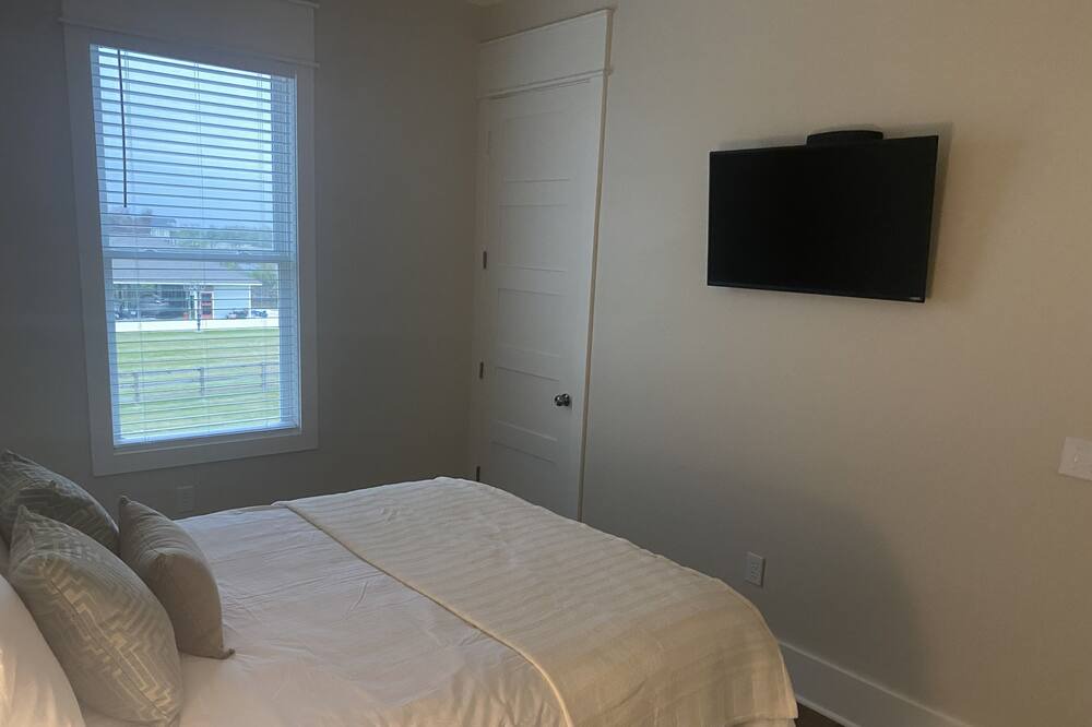 Photo of Bedroom in Hackberry