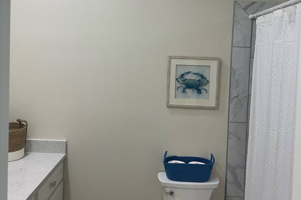 Photo of Bathroom in Hackberry