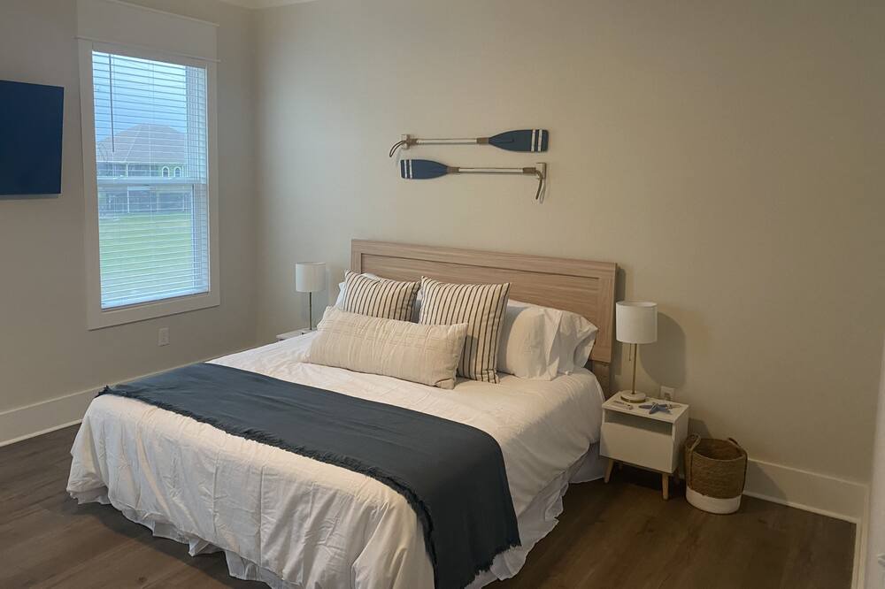 Photo of Bedroom in Hackberry