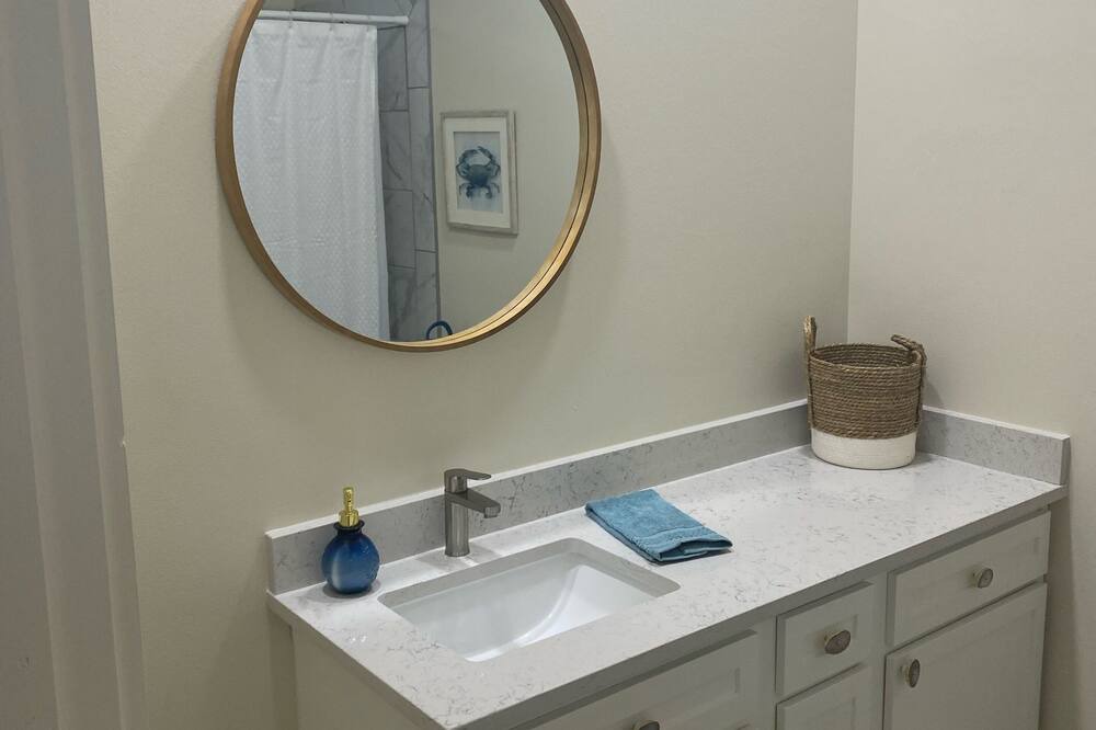 Photo of Bathroom in Hackberry