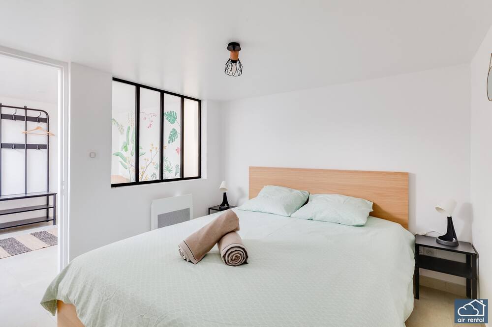 Photo of Bedroom in 3rd Arrondissement