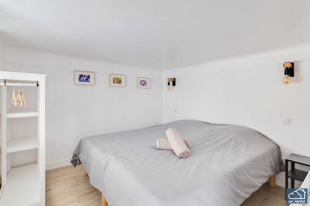 Photo of Bedroom in 3rd Arrondissement