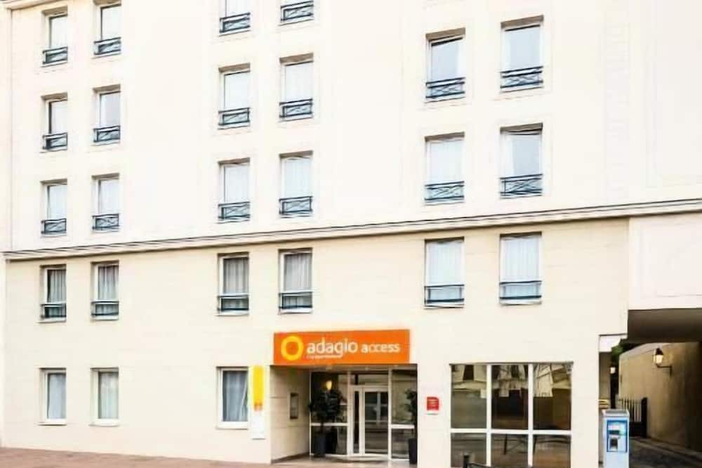 Photo of Outdoor in Vanves