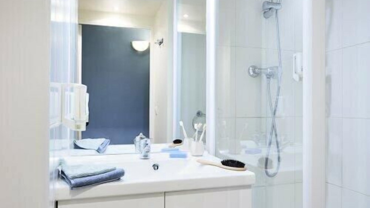 Photo of Bathroom in Ivry-port