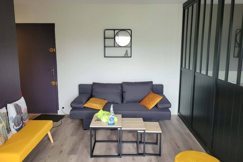 Photo of Livingroom in La Madeleine-Bellevue