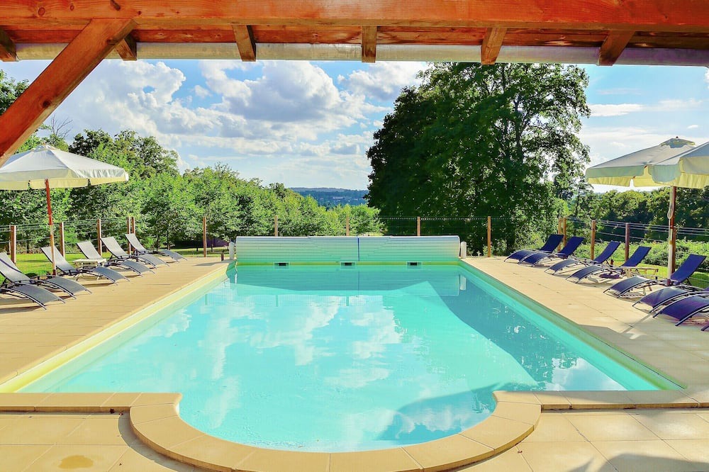 Photo of Outdoor in Oradour-sur-Vayres