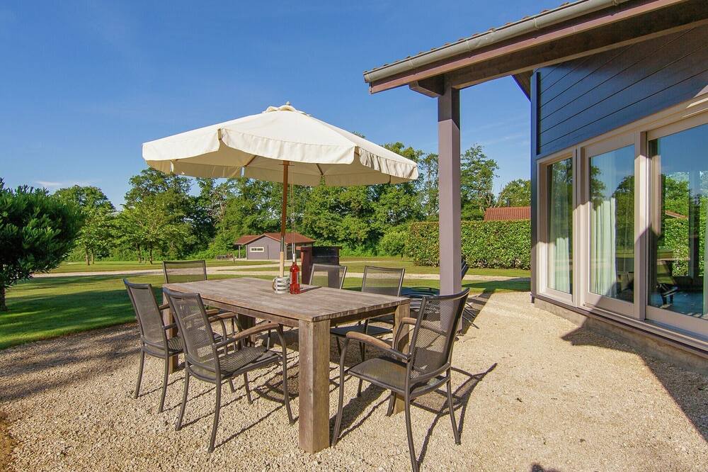 Photo of Patio Balcony in Oradour-sur-Vayres