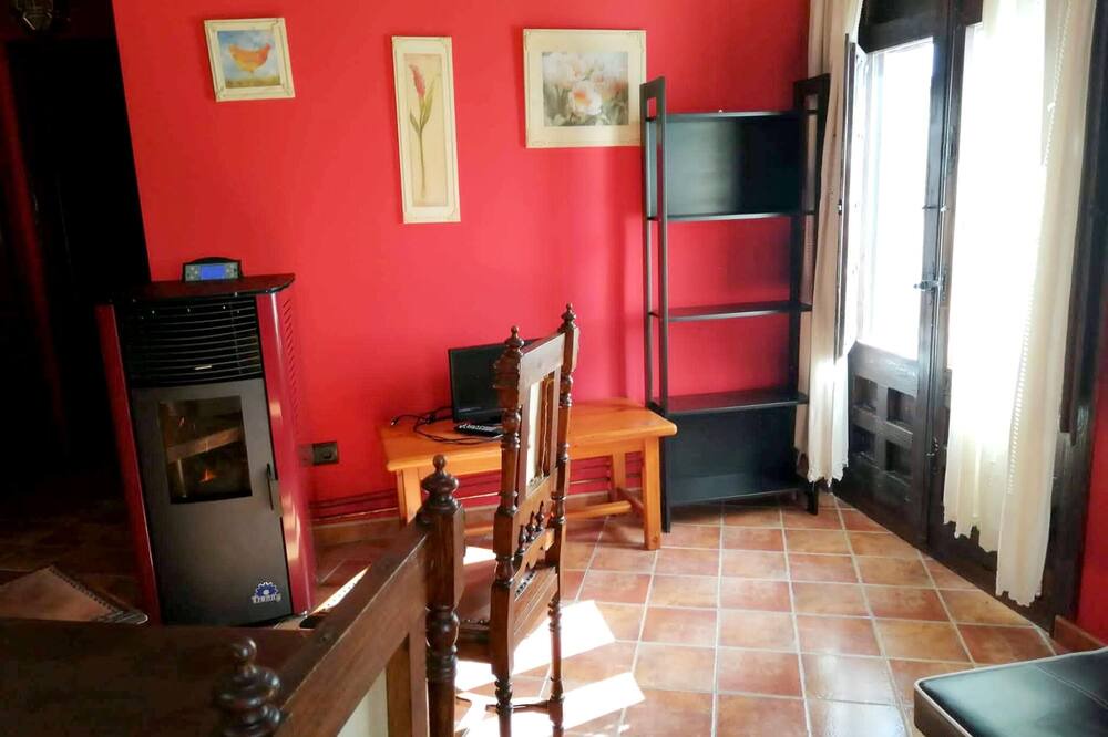 Photo of Livingroom in San Martin de Valdeiglesias