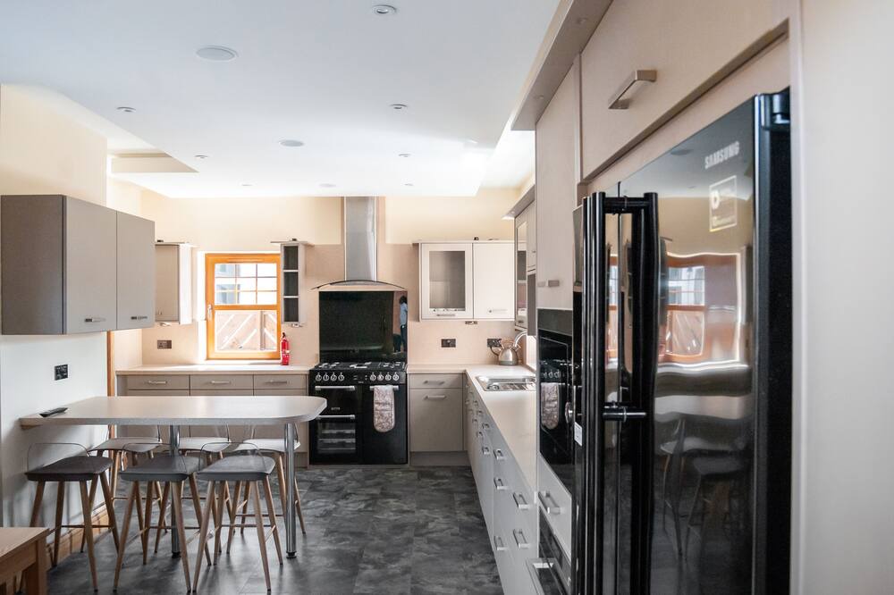 Photo of Others in MacMerry