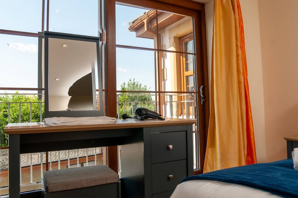 Photo of Bedroom in MacMerry