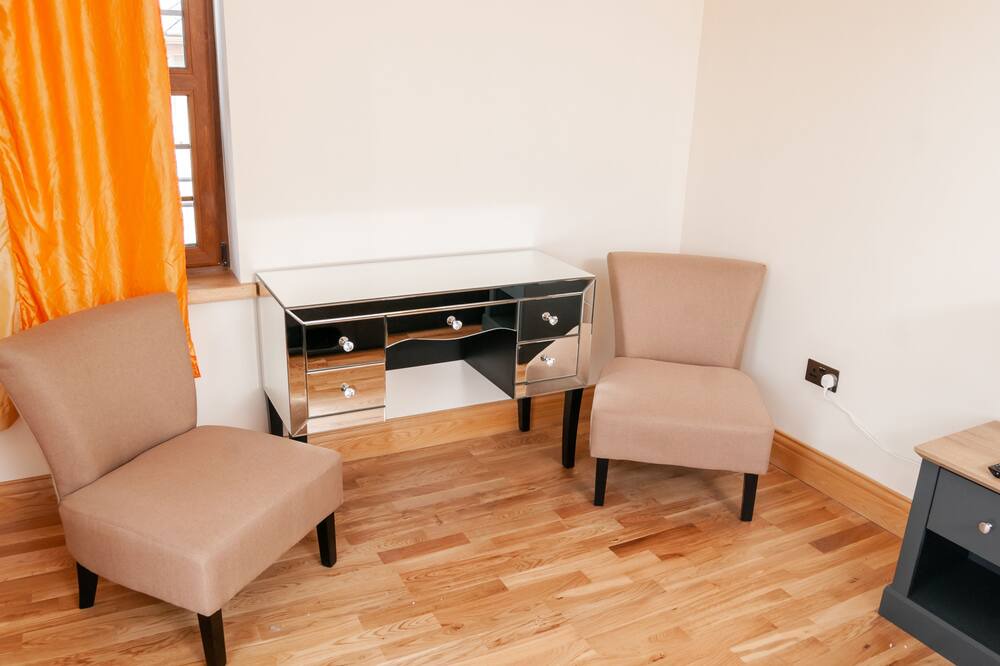 Photo of Livingroom in MacMerry