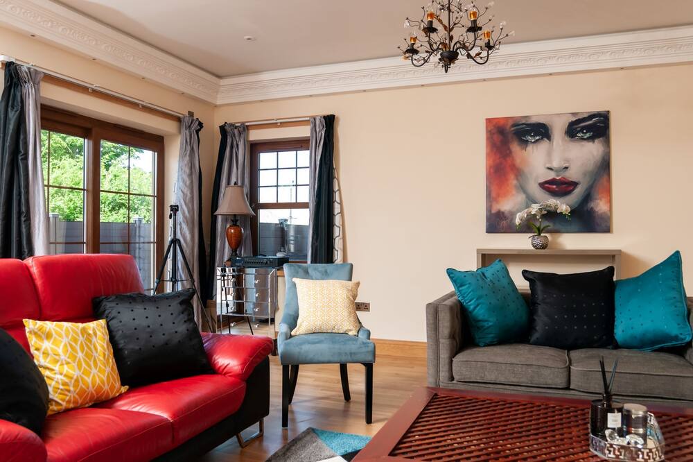 Photo of Livingroom in MacMerry