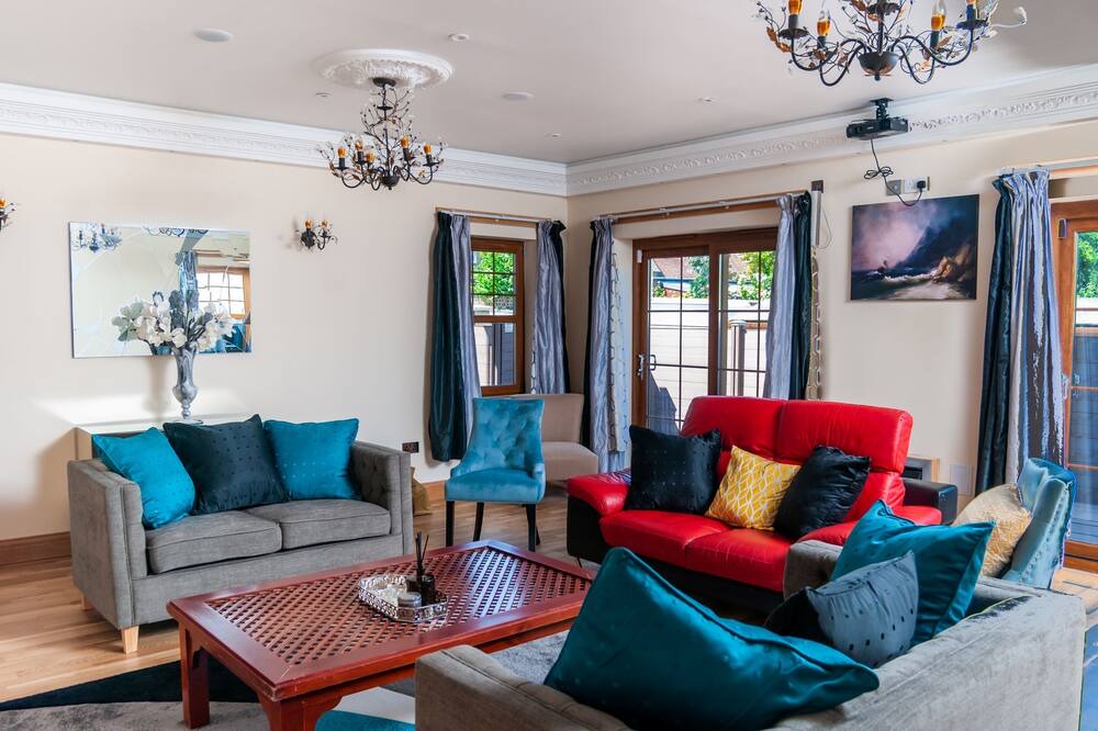 Photo of Livingroom in MacMerry