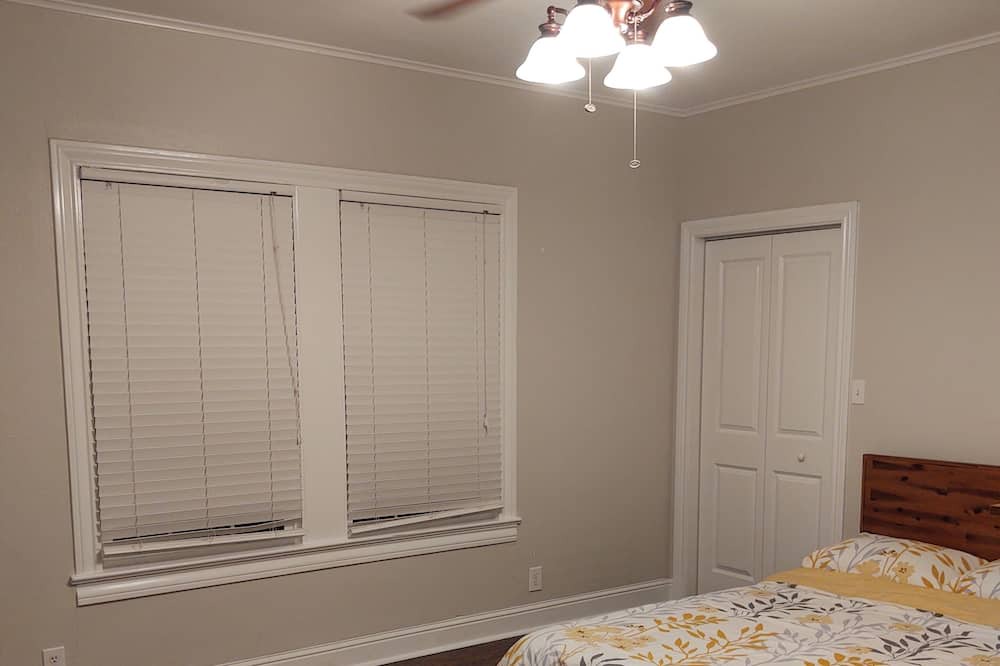 Photo of Bedroom in Palacios