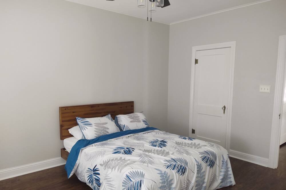 Photo of Bedroom in Palacios