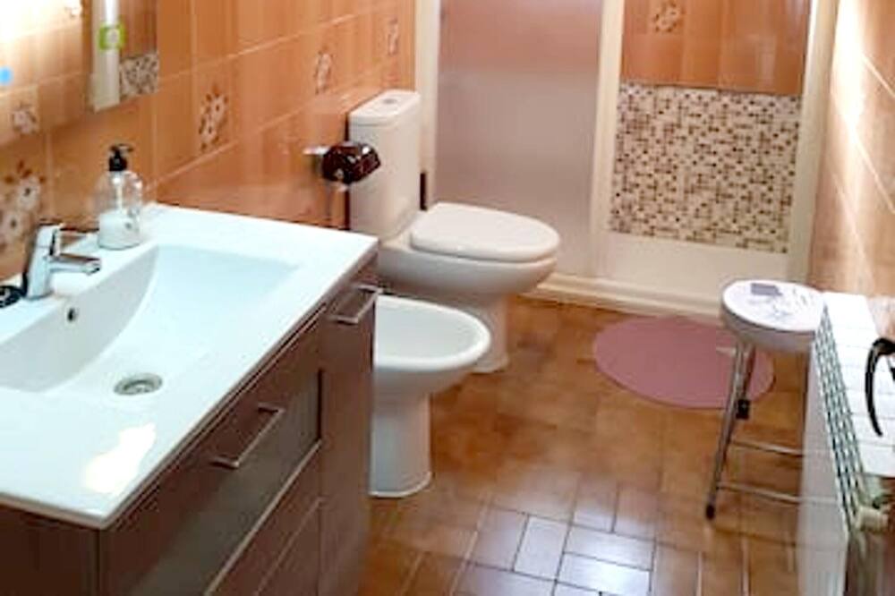 Photo of Bathroom in Maspujols