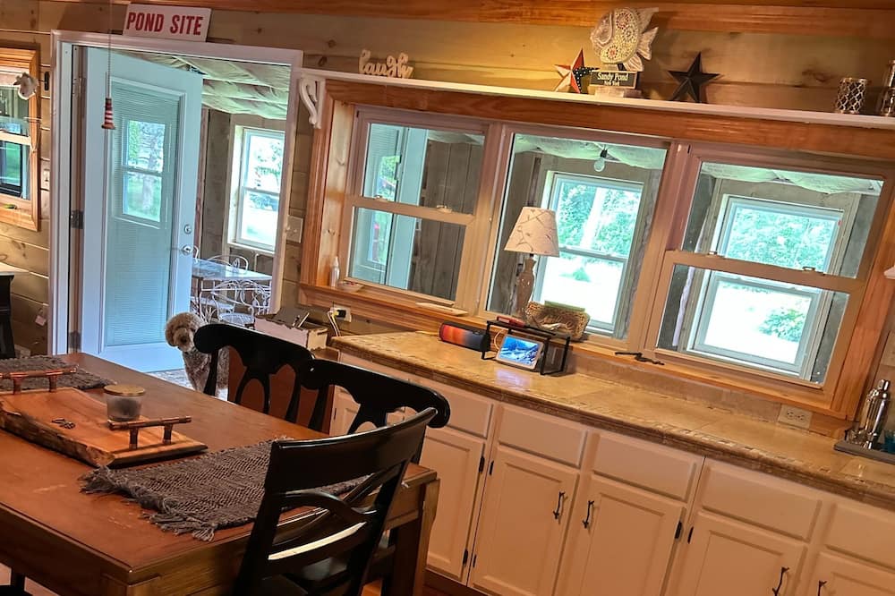 Photo of Kitchen in Sandy Creek